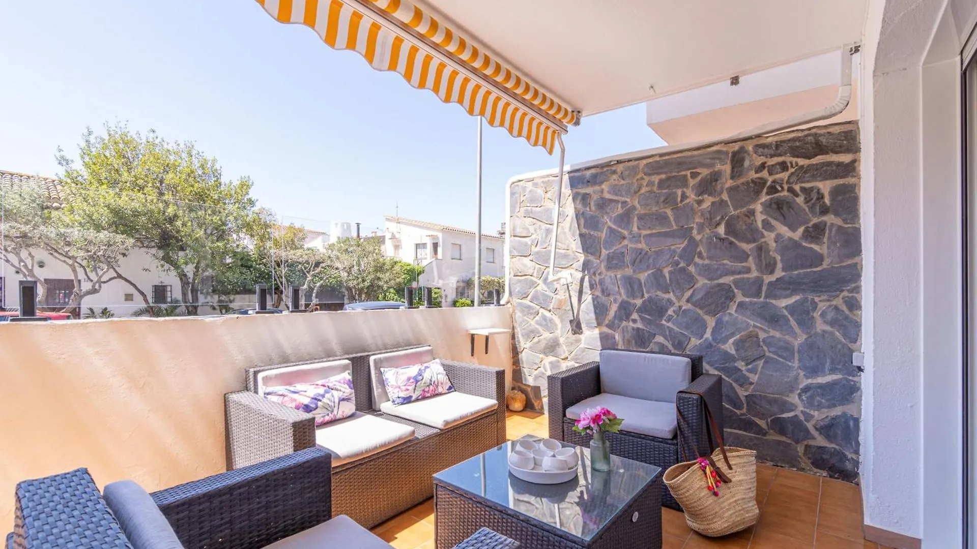 Basic Comfort Apartment Pattaya 0158 Empuriabrava 0*,  Spanien